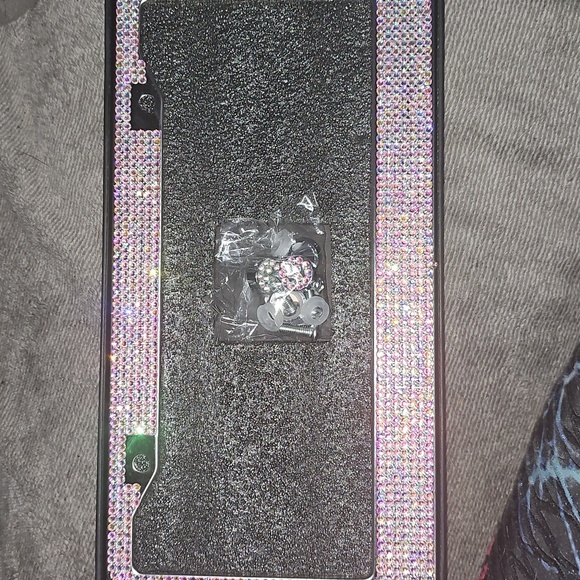 Super bling license plate cover - Picture 1 of 3